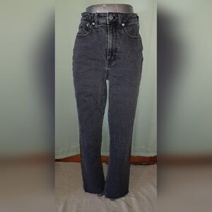 A Madewell The Curvy Perfect Vintage Straight Jean Lunar Wash